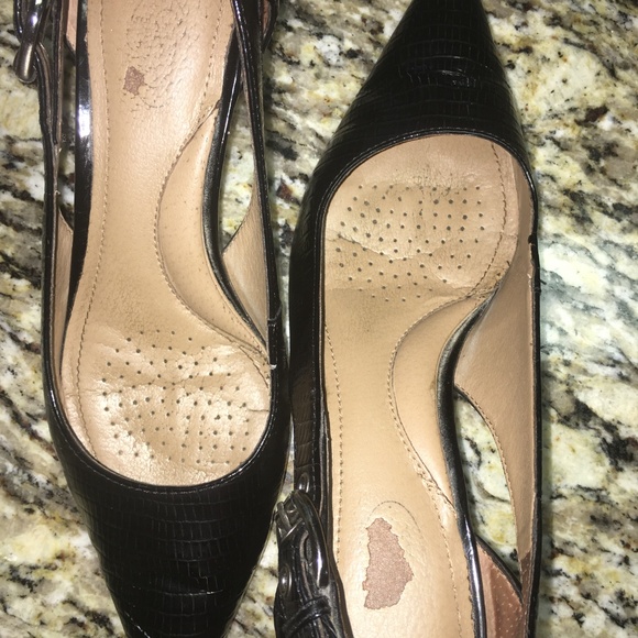 Black snakeprint pumps US6 by Circa - Picture 2 of 8